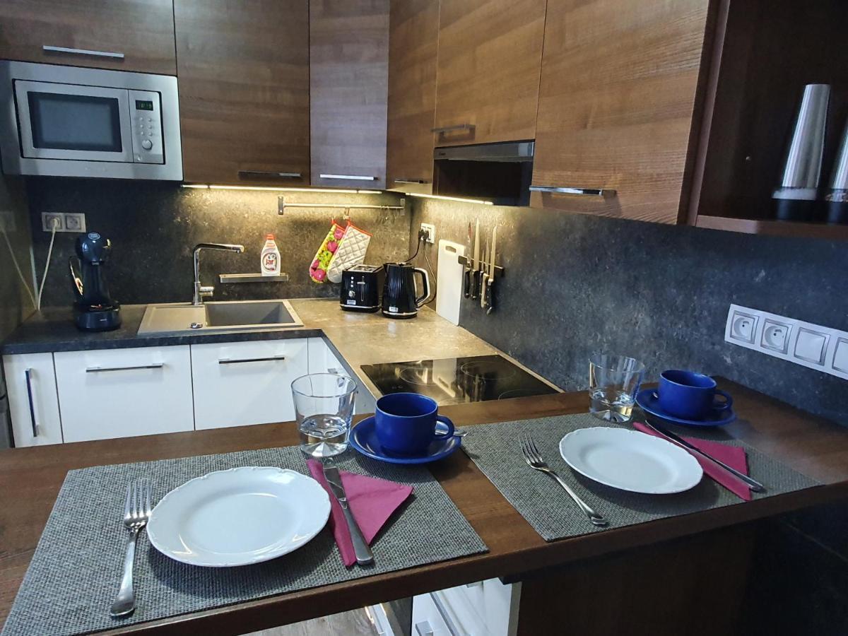 Family Apartman Kovarska Exterior photo